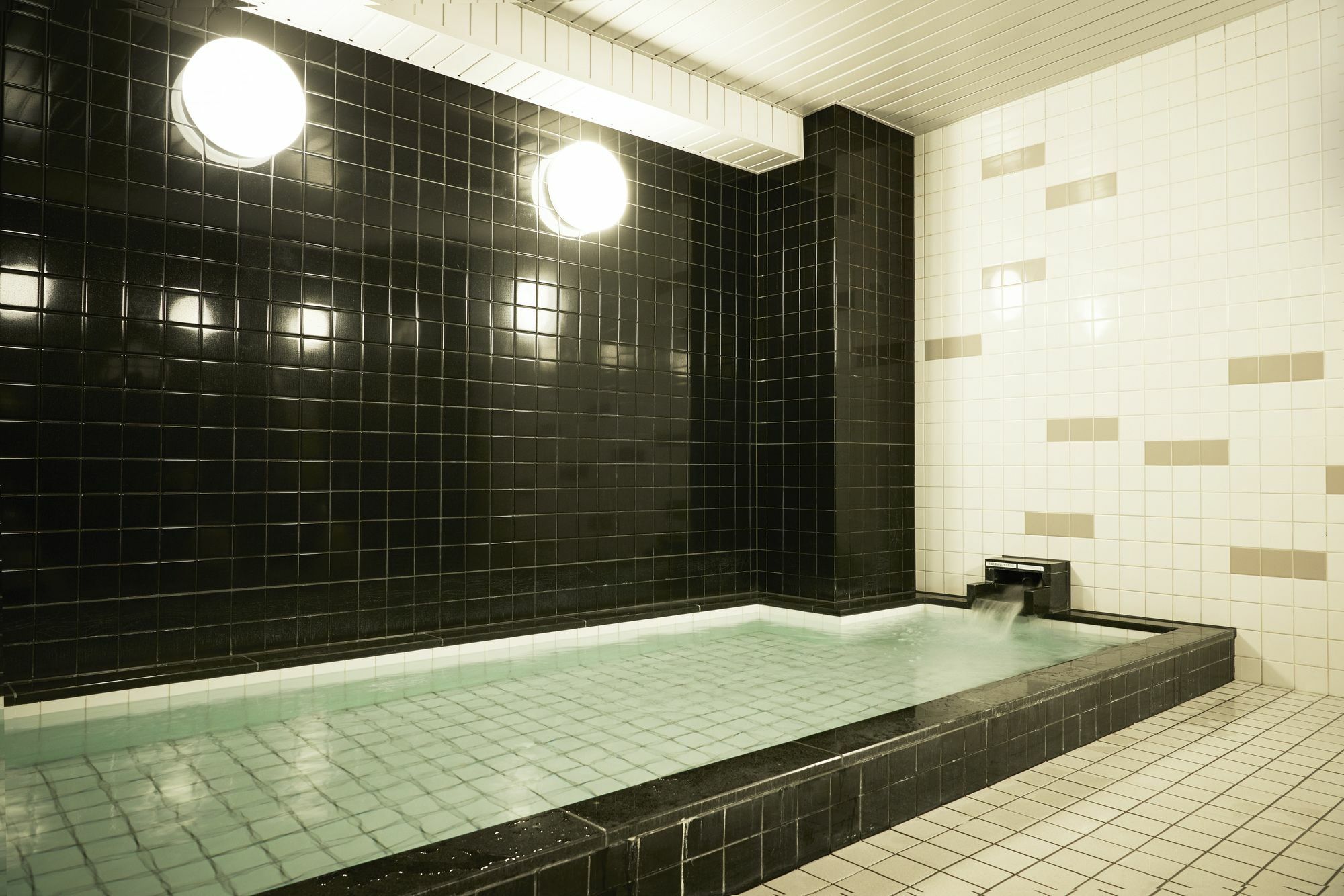 First Cabin Akihabara Showa-Dori Tōkyō Extérieur photo